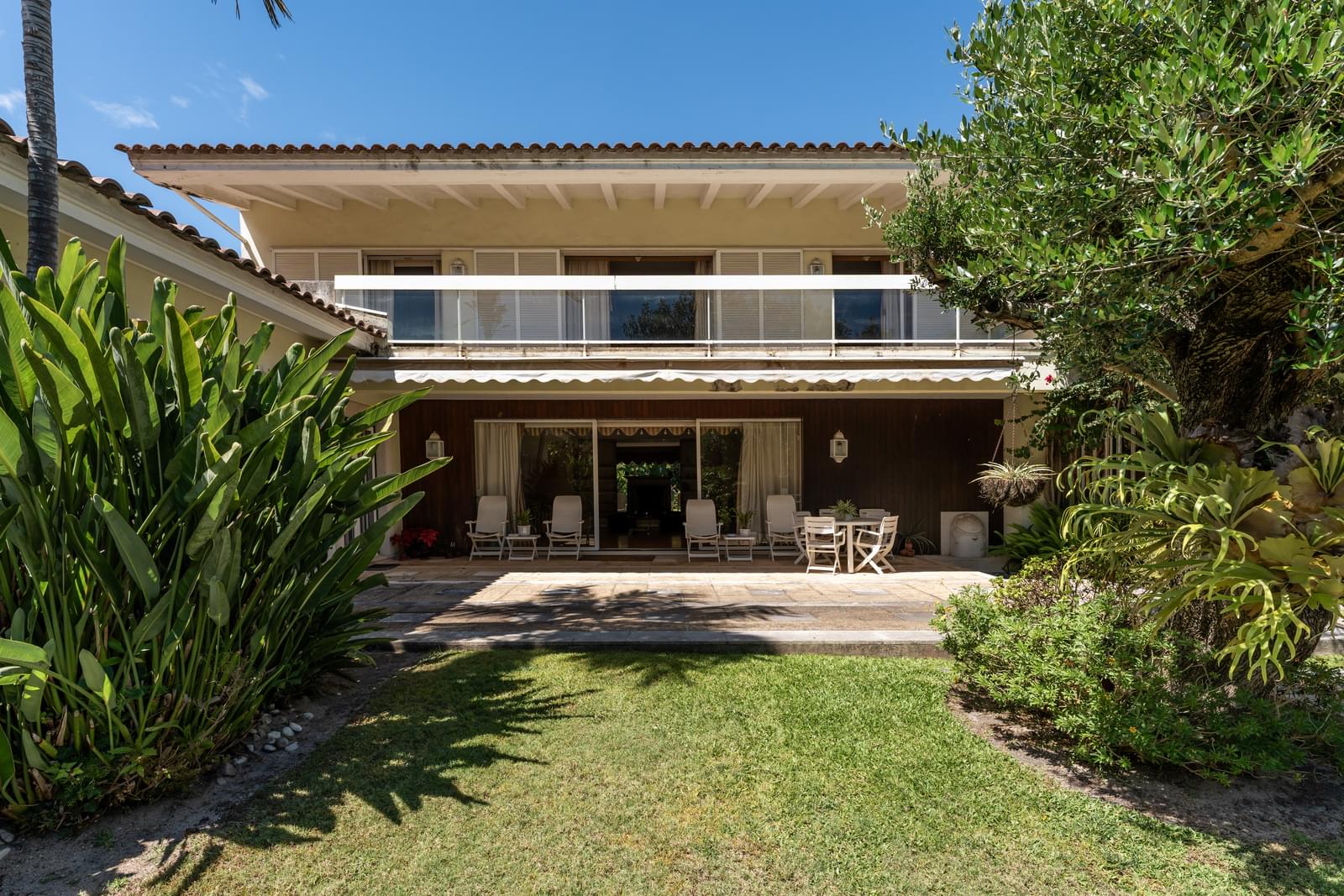 Villa for sale in Cascais and Estoril 41