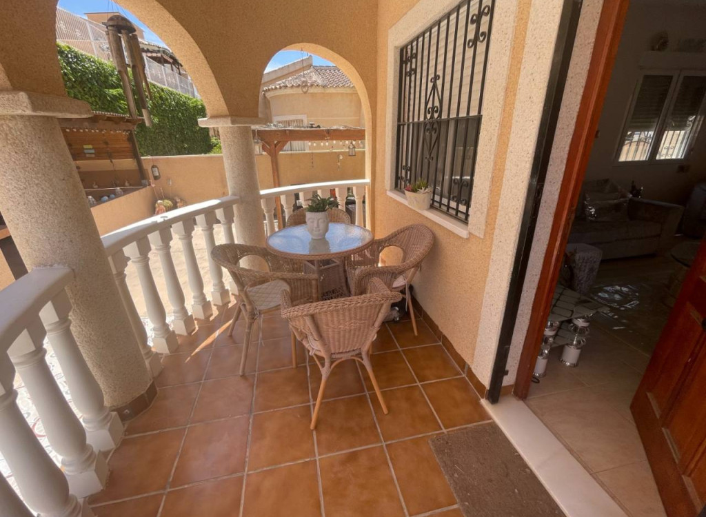 Villa for sale in Alicante 20