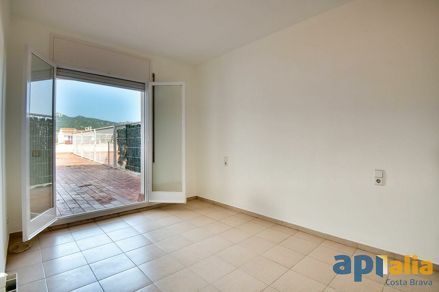Apartment for sale in Sant Feliu de Guixols and surroundings 9