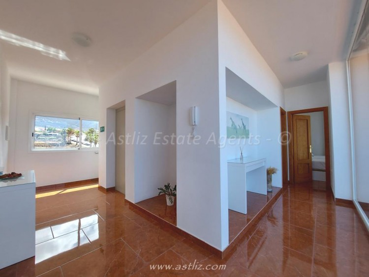 Villa for sale in Tenerife 30