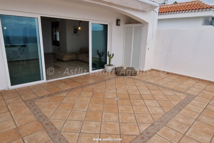 Adosada en venta en Tenerife 24