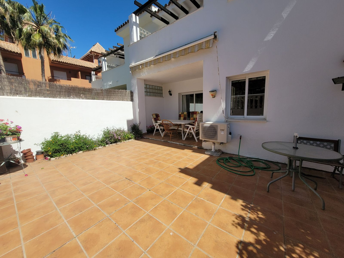 Townhouse for sale in Manilva 12