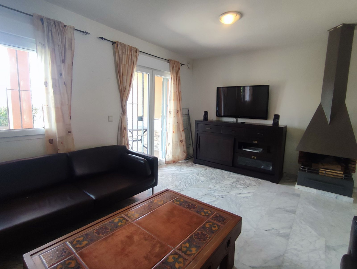 Townhouse for sale in Manilva 11