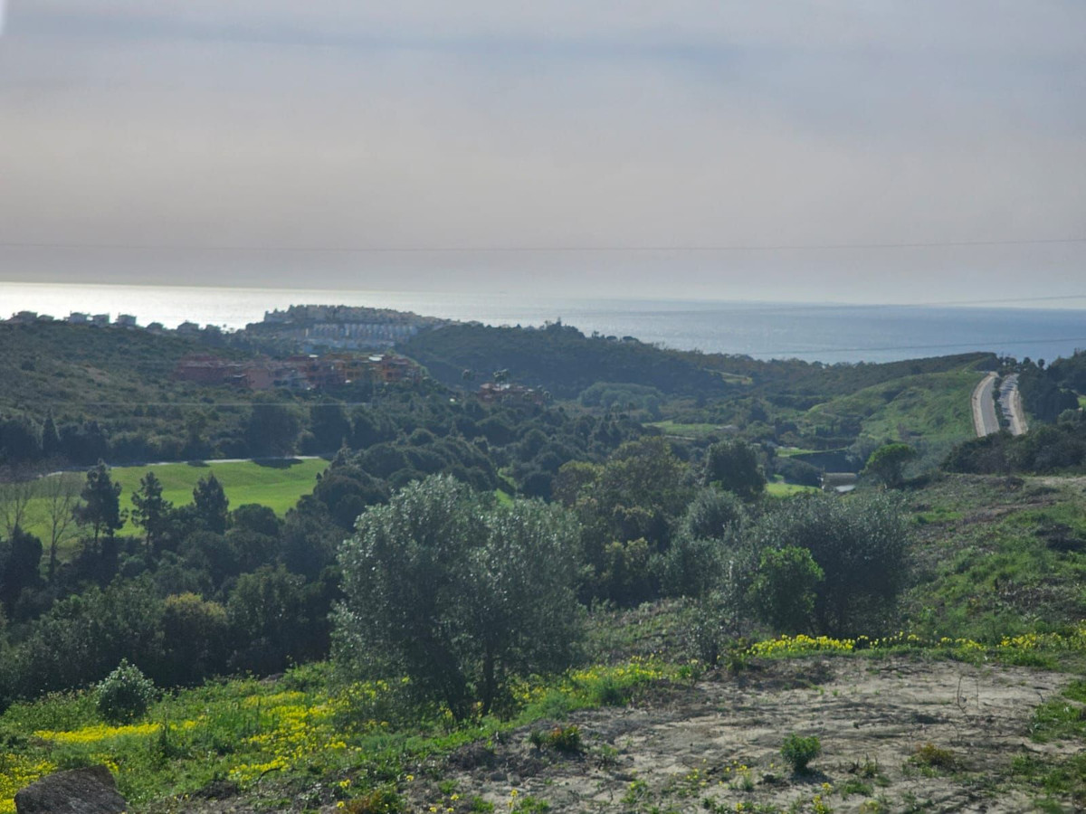 Penthouse for sale in Casares 14