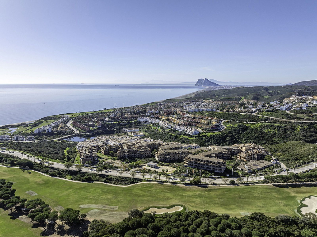 Takvåning till salu i Campo de Gibraltar 3