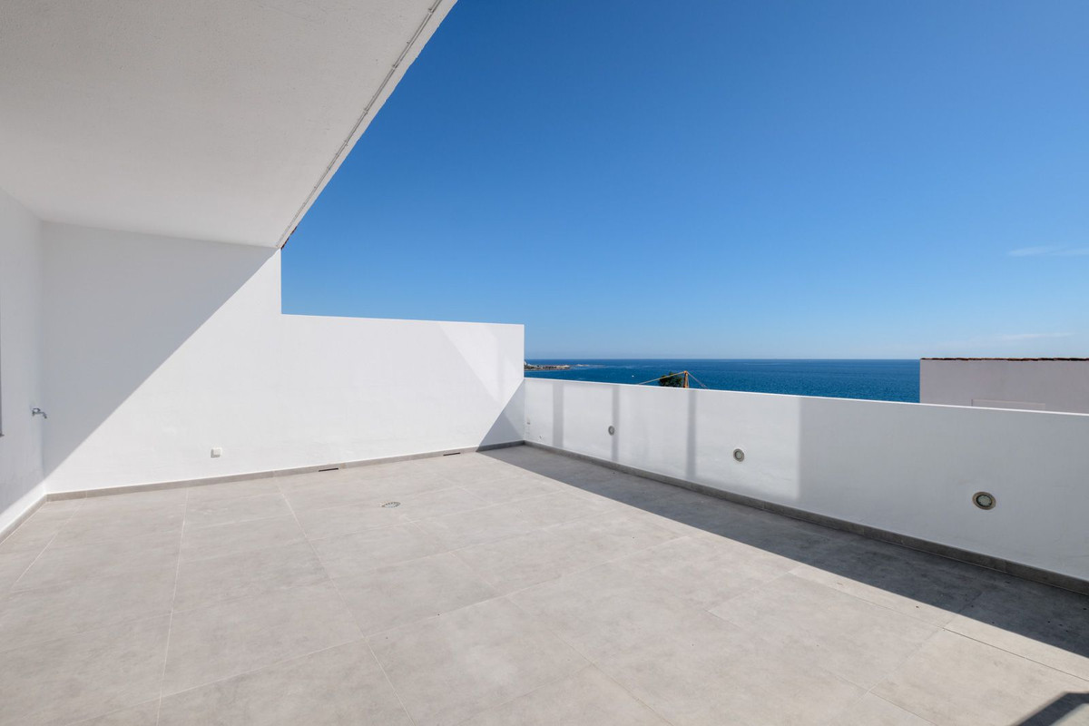 Penthouse te koop in Estepona 4