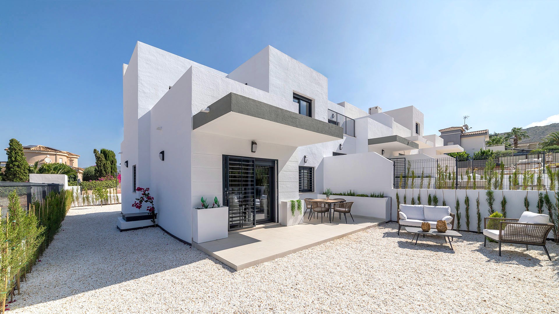 Townhouse for sale in Alicante 2