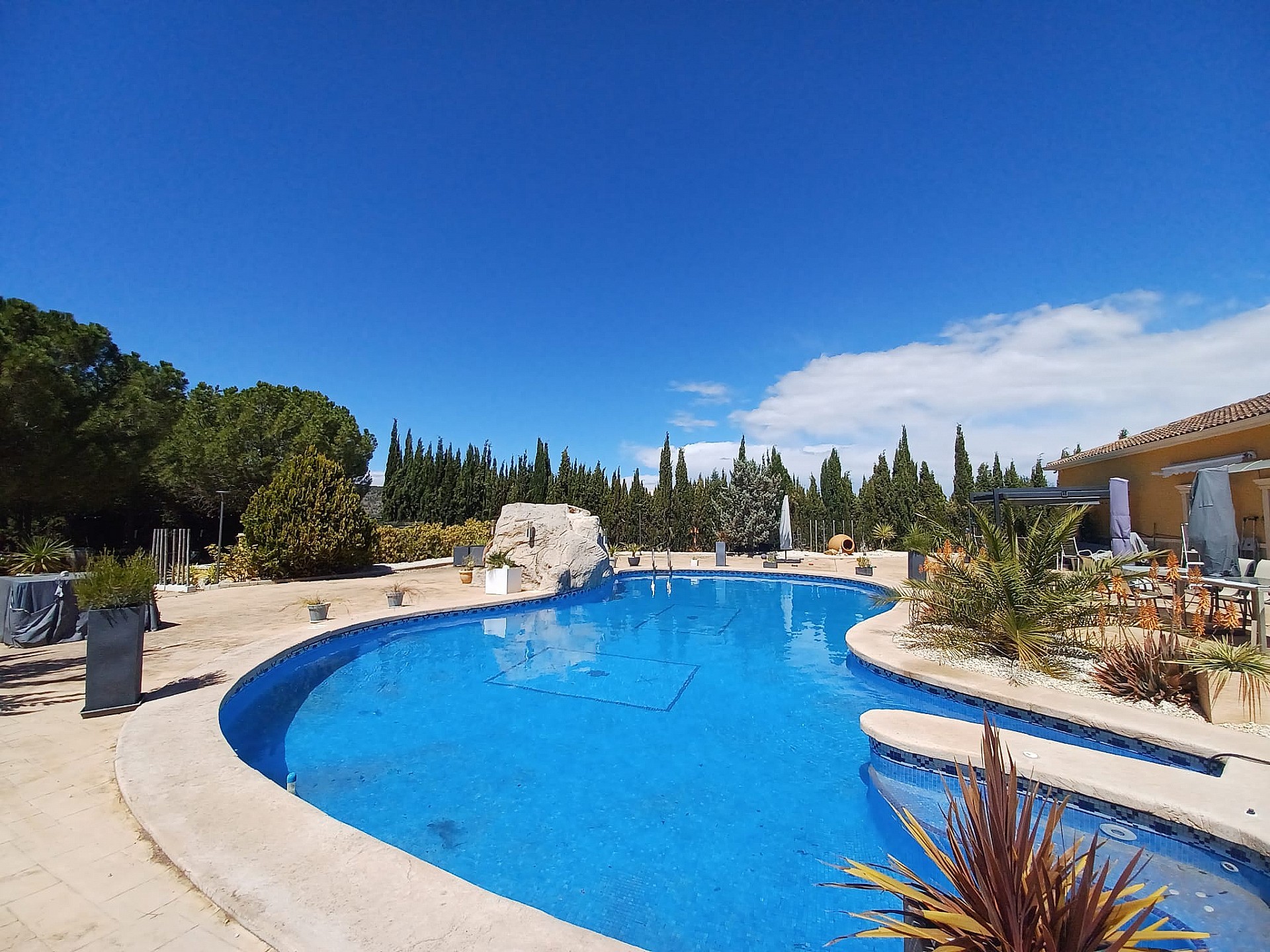 Villa for sale in Alicante 10