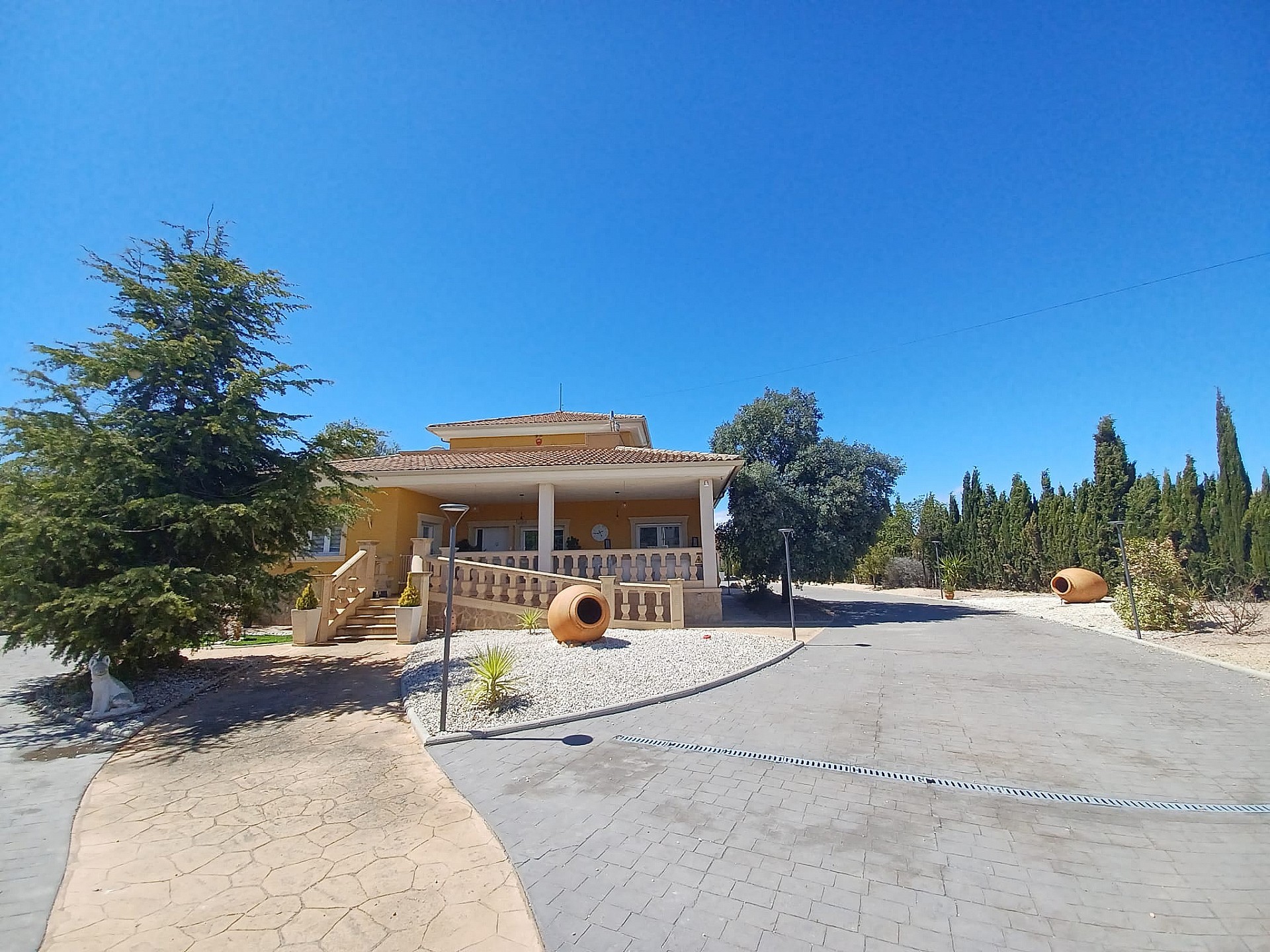 Villa for sale in Alicante 3