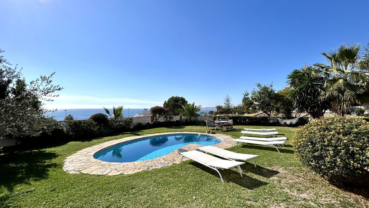 Villa à vendre à Benalmádena 3