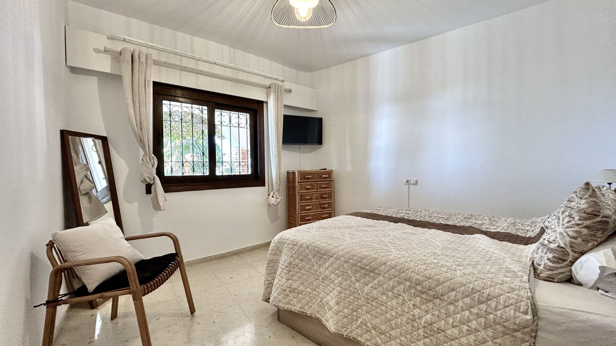 Villa à vendre à Benalmádena 24