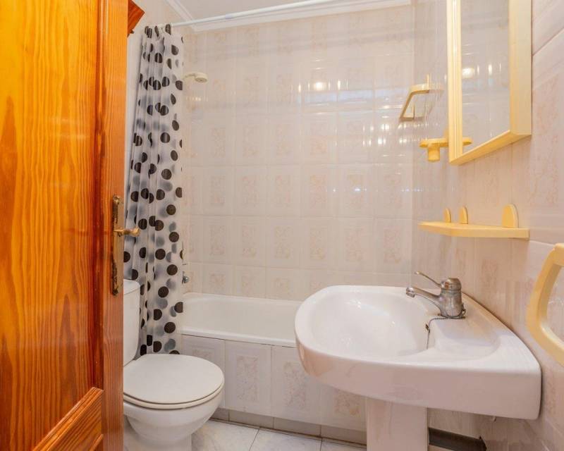 Apartment for sale in Torrevieja and surroundings 16