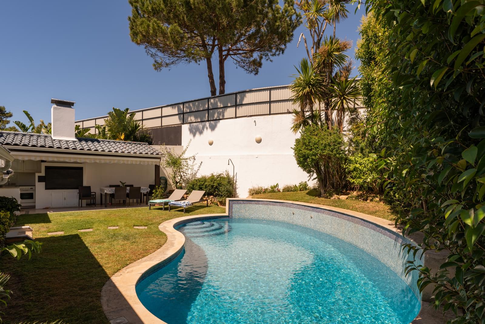 Villa for sale in Cascais and Estoril 45