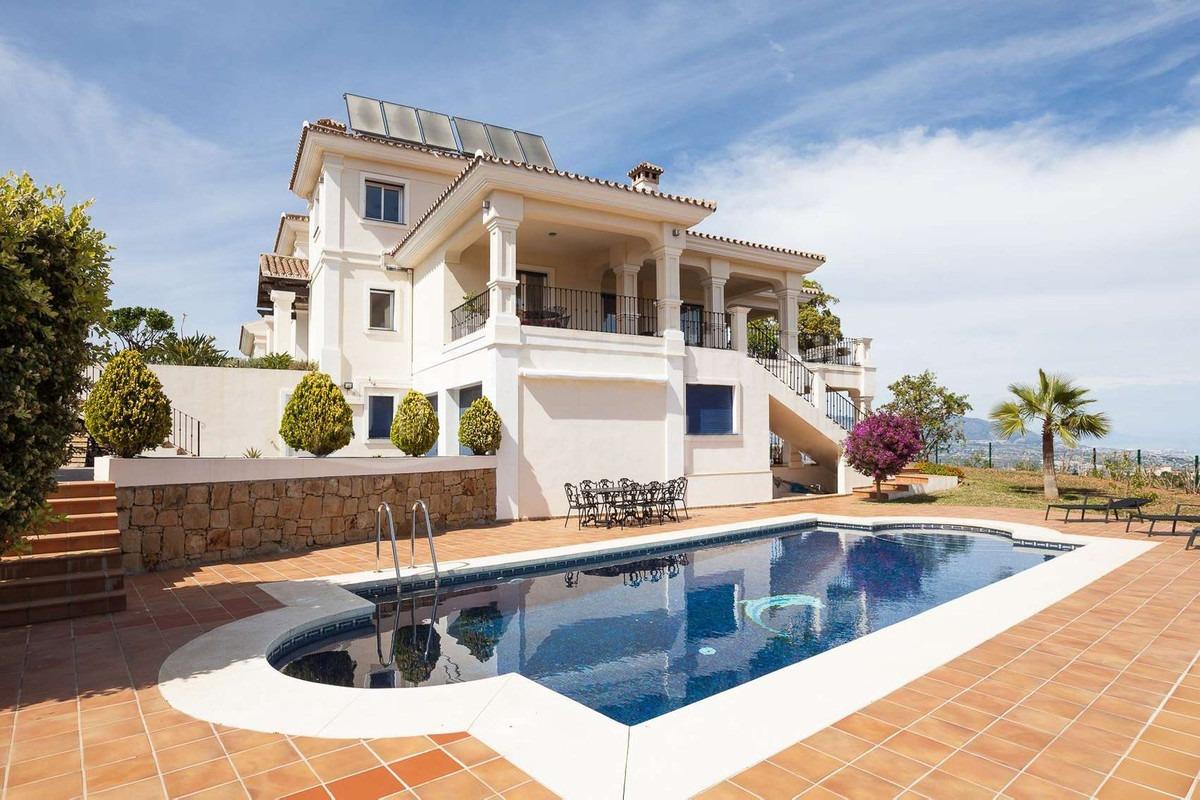 Villa for sale in Marbella - Golden Mile and Nagüeles 11