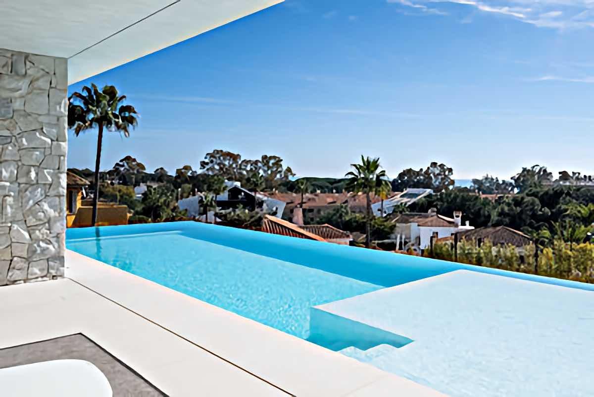 Villa for sale in Marbella - San Pedro and Guadalmina 32