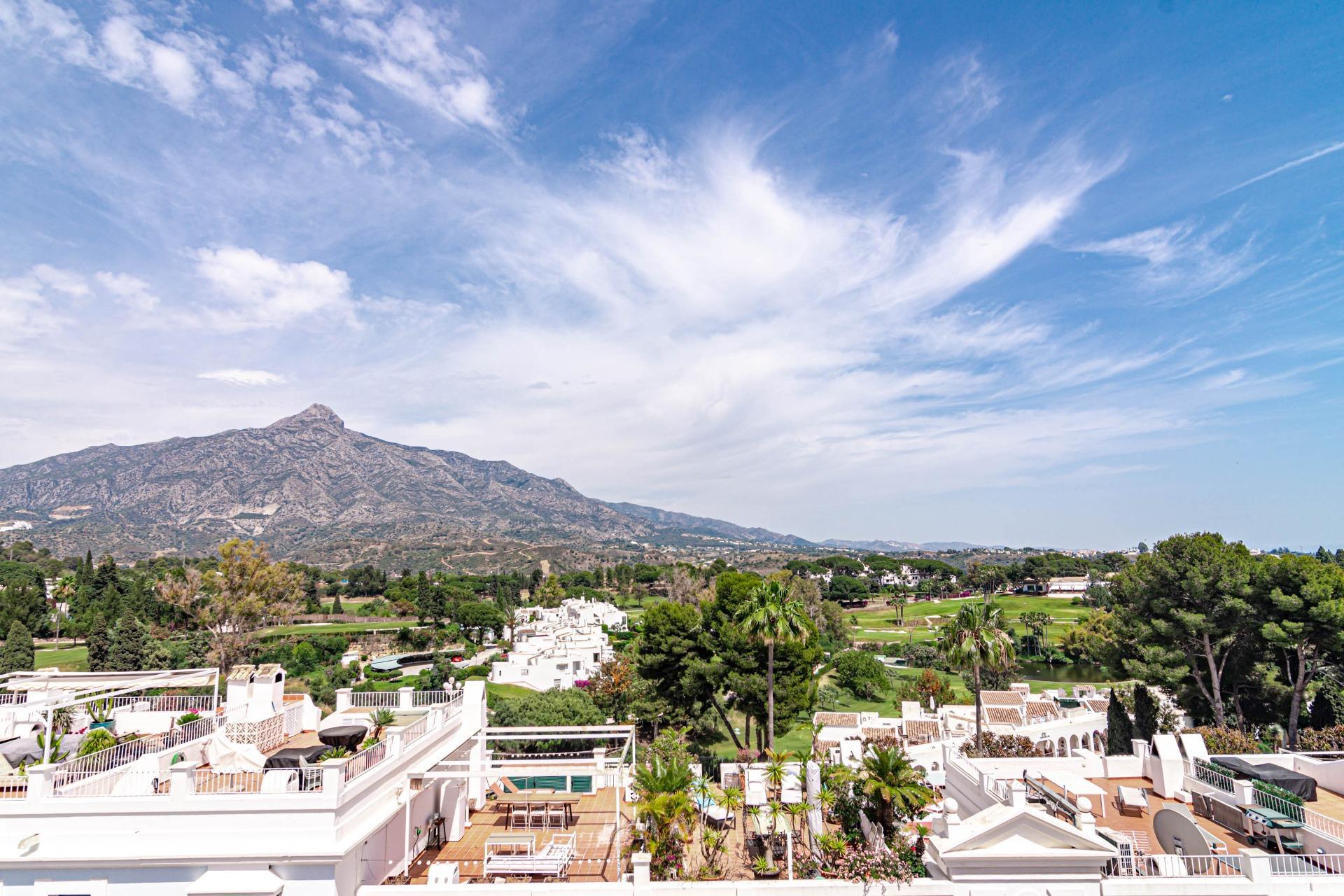 Property Image 608237-nueva-andalucia-townhouses-4-3