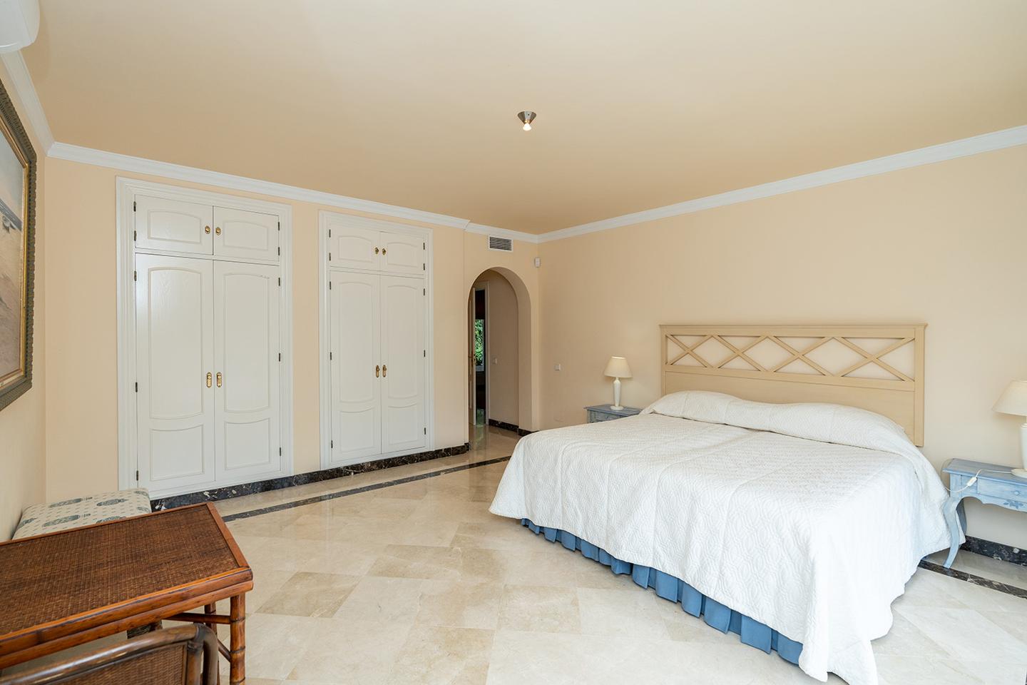 Villa te koop in Marbella - San Pedro and Guadalmina 19
