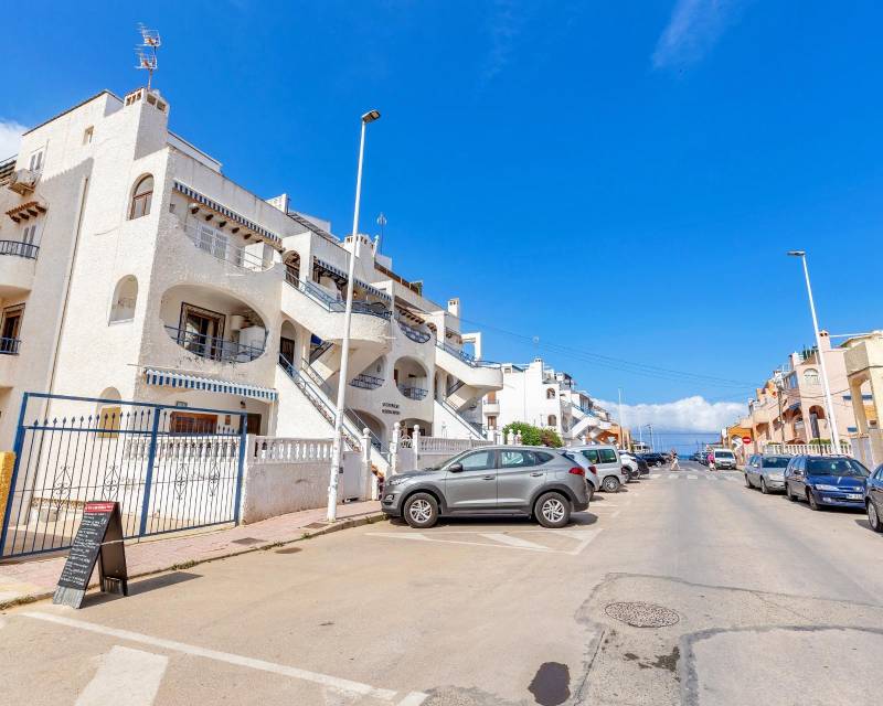 Apartment for sale in Torrevieja and surroundings 1