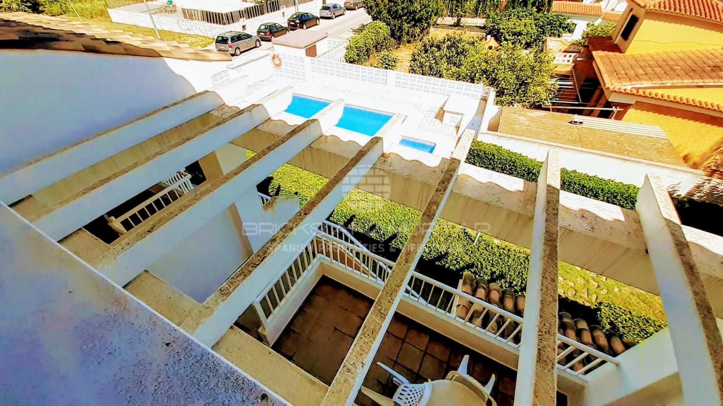 Villa te koop in Gandía 47