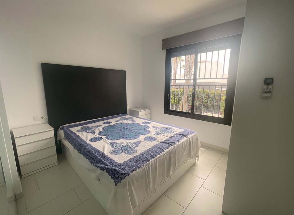 Apartamento en venta en Alicante 10