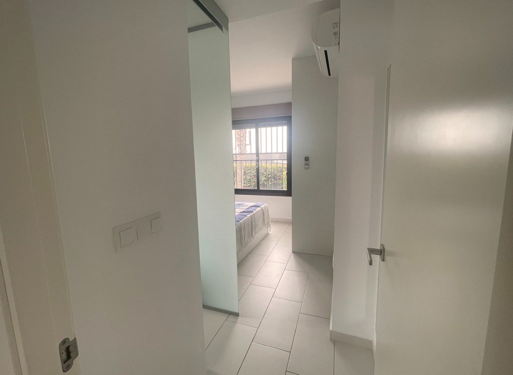 Apartamento en venta en Alicante 13