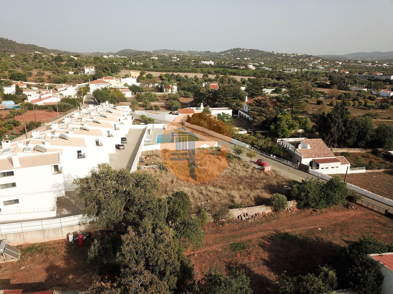 Plot for sale in Faro 25