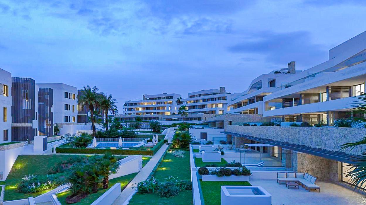 Penthouse te koop in Estepona 10