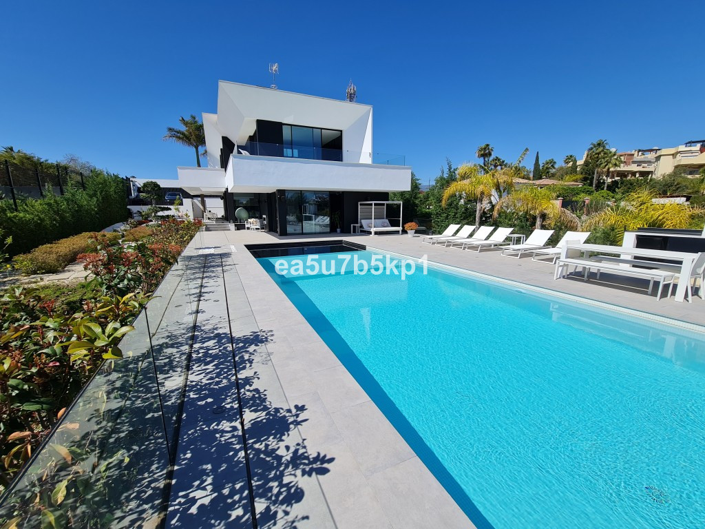 Villa till salu i Málaga 1