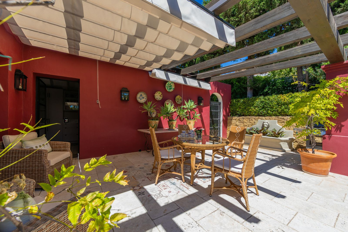 Villa à vendre à Estepona 30