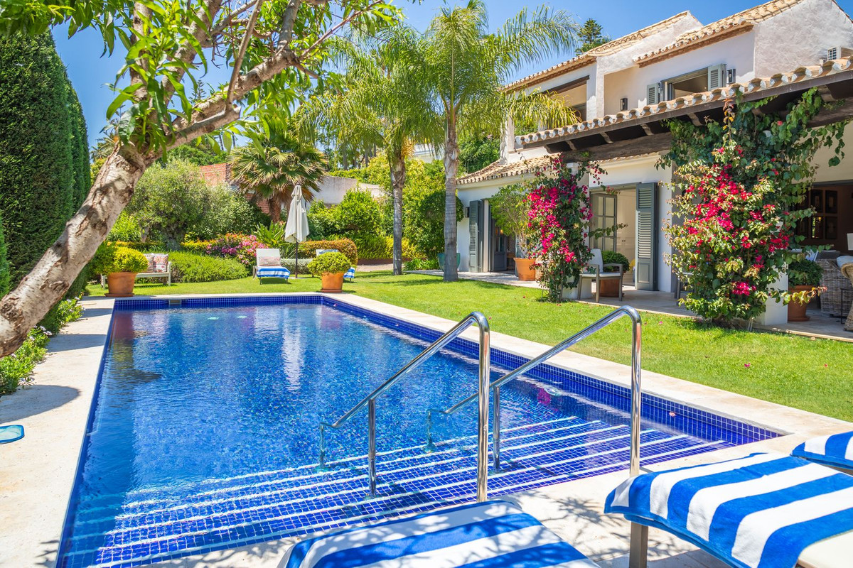 Villa à vendre à Estepona 37