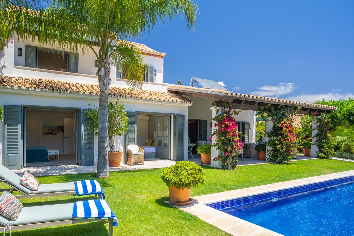 Villa à vendre à Estepona 6