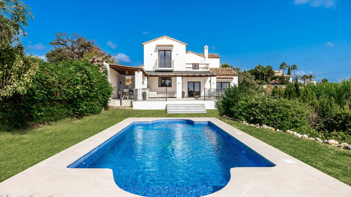 Villa te koop in Estepona 2