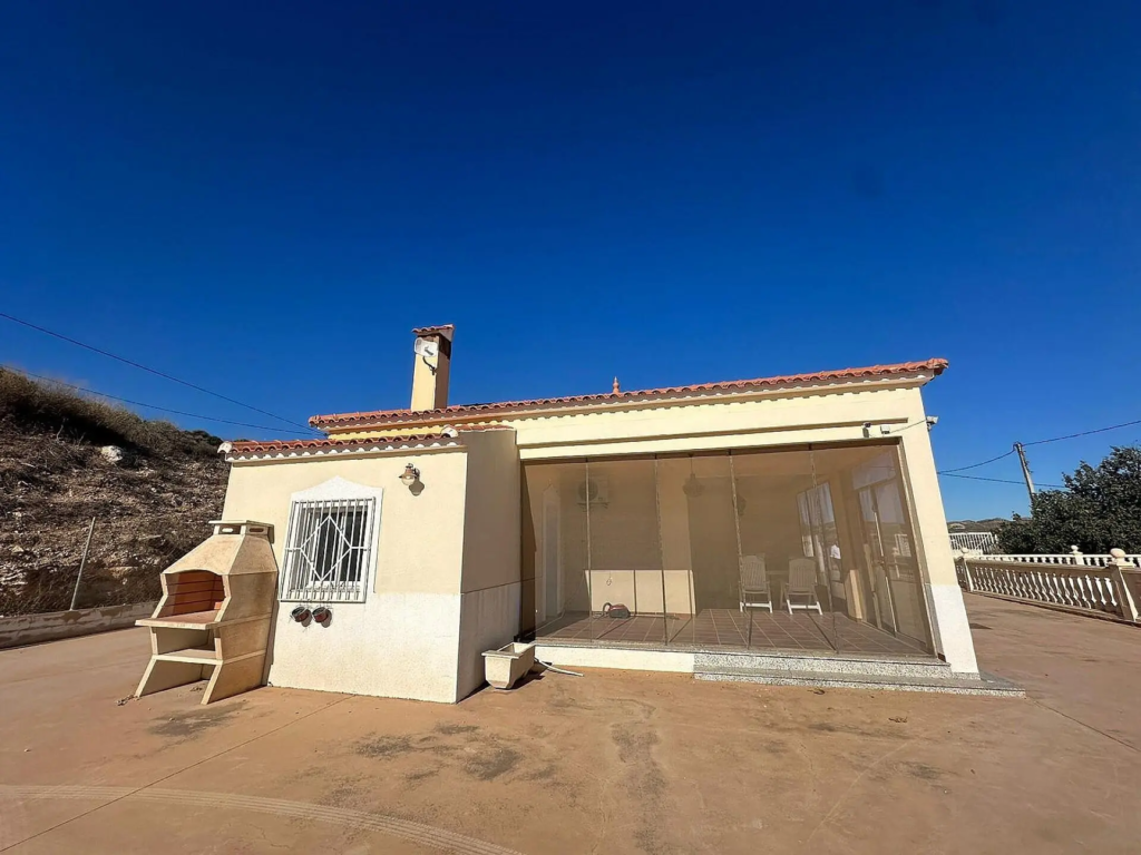 Villa for sale in Alicante 7