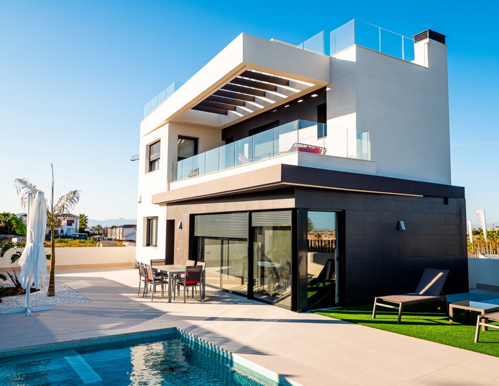 Villa for sale in Alicante 3