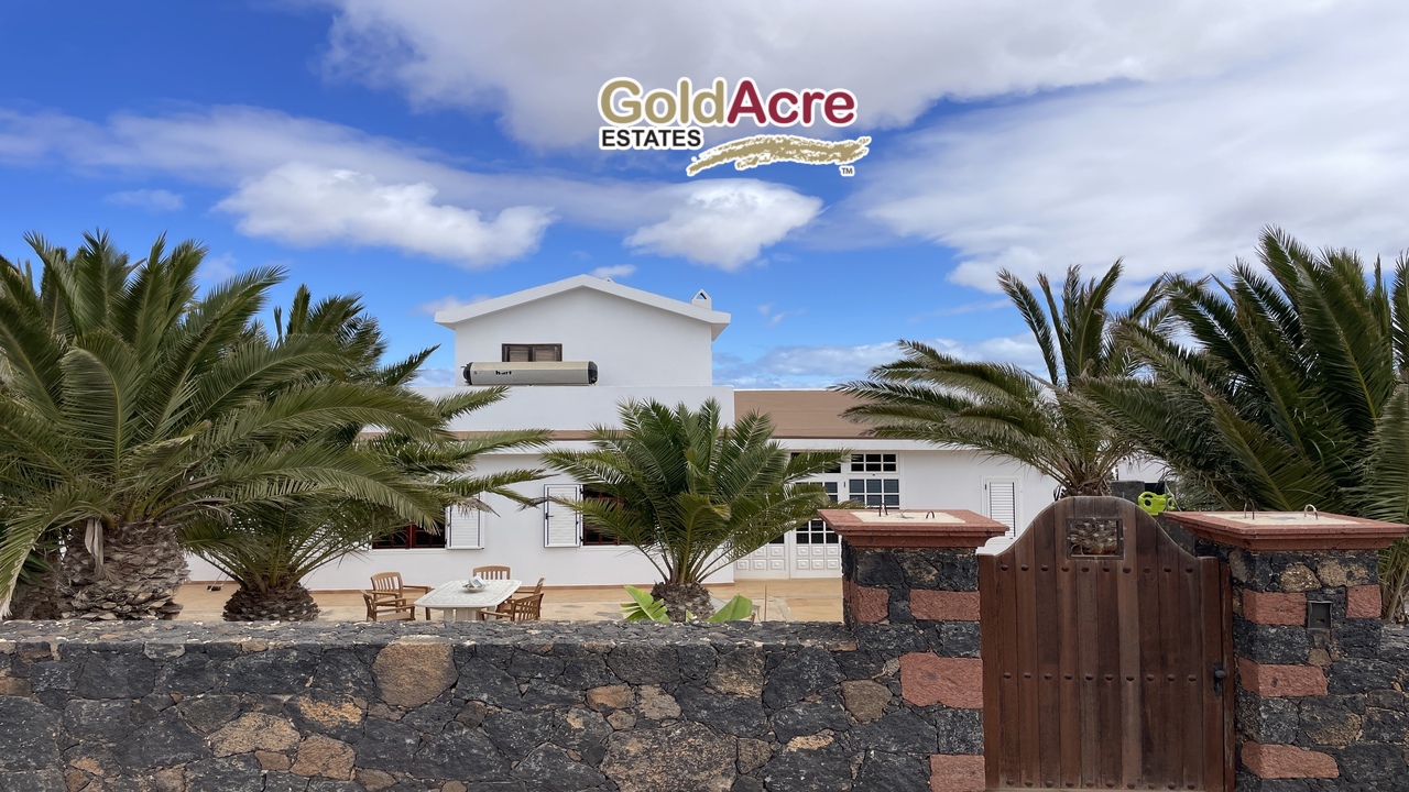 Villa for sale in Fuerteventura 2