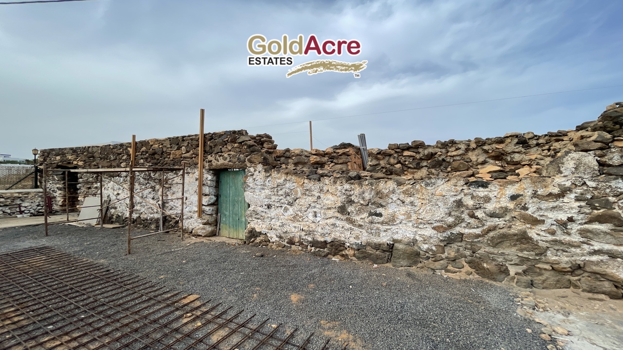 Countryhome for sale in La Palma 61