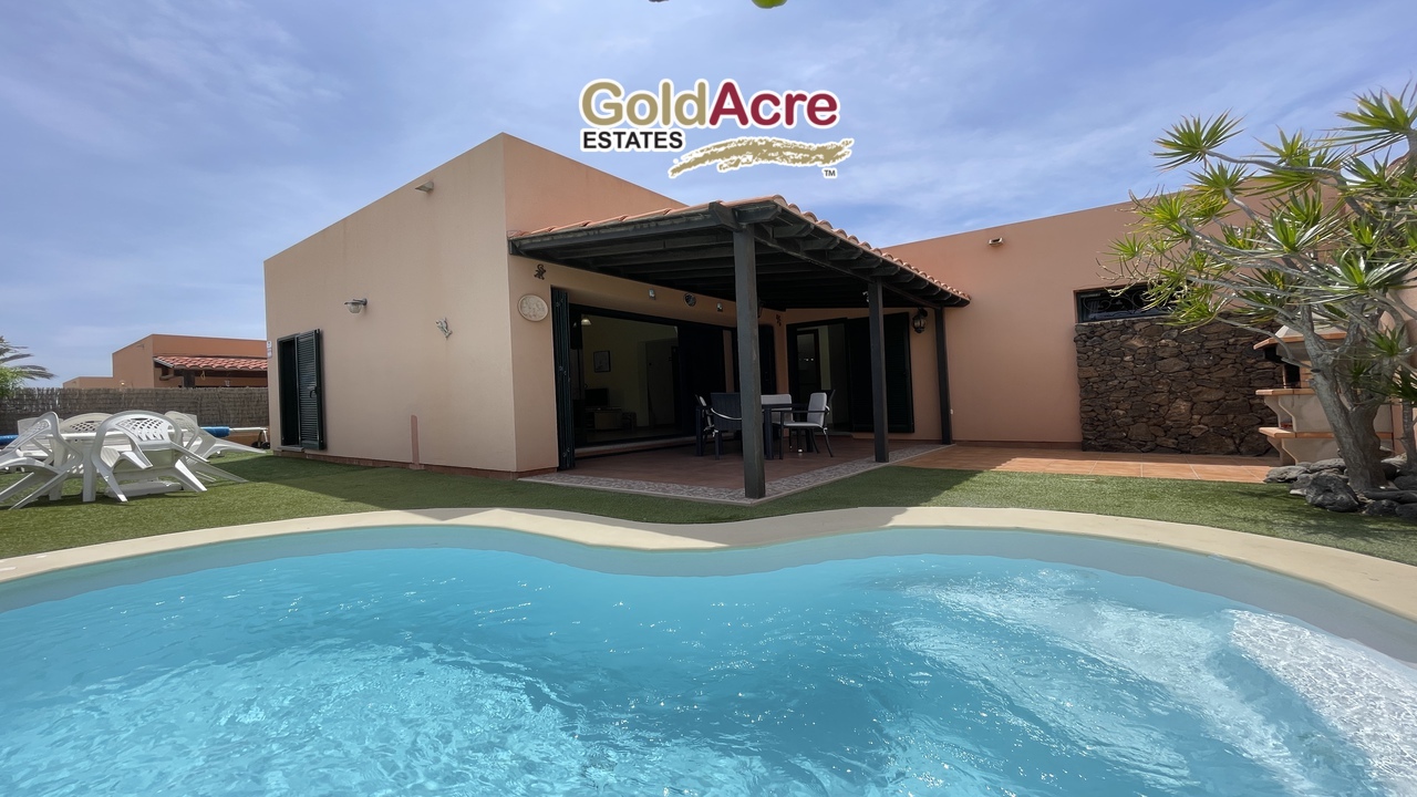 Villa for sale in Fuerteventura 1