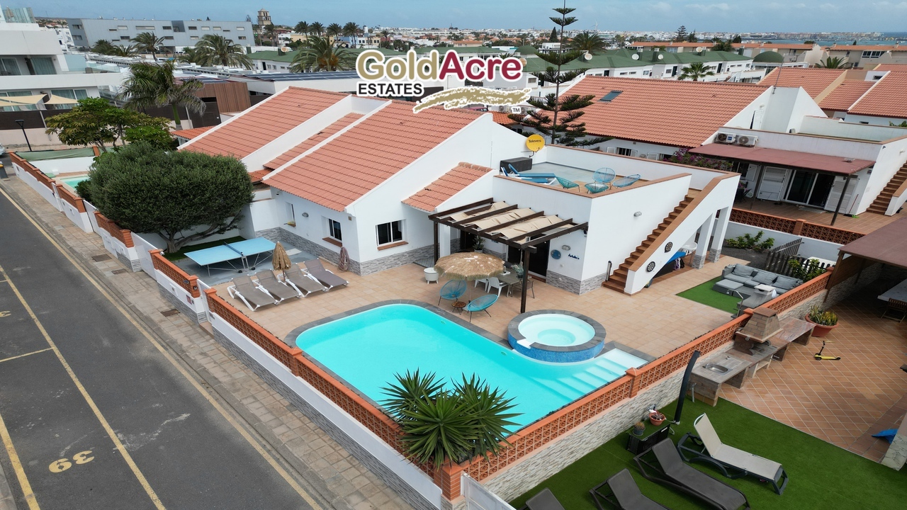 Villa for sale in Fuerteventura 1