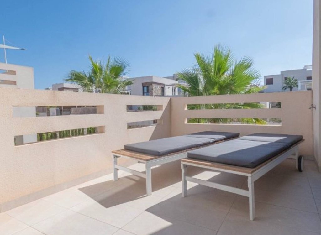 Penthouse te koop in Alicante 10