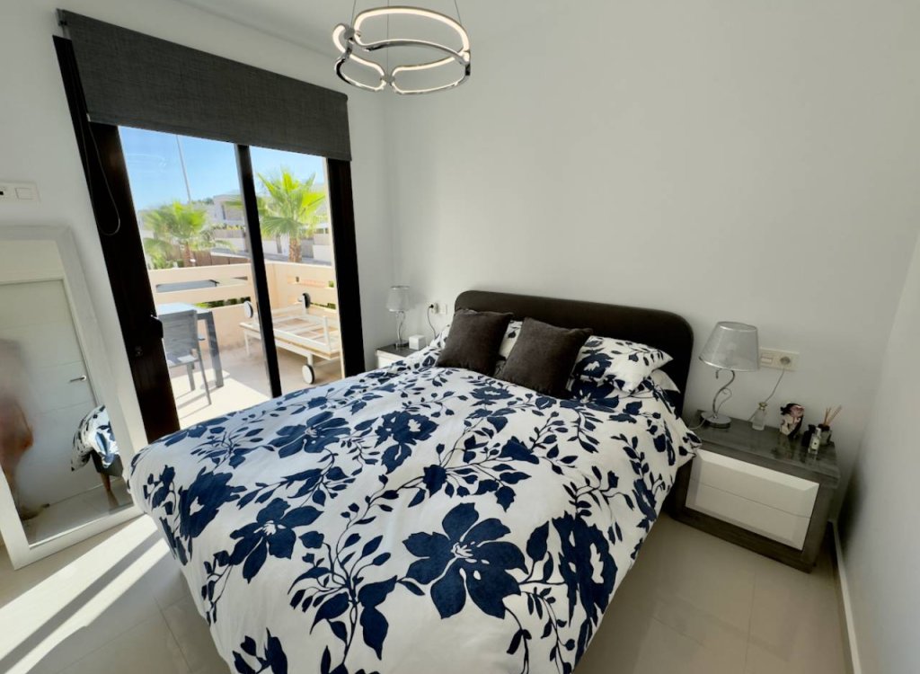 Penthouse for sale in Alicante 14