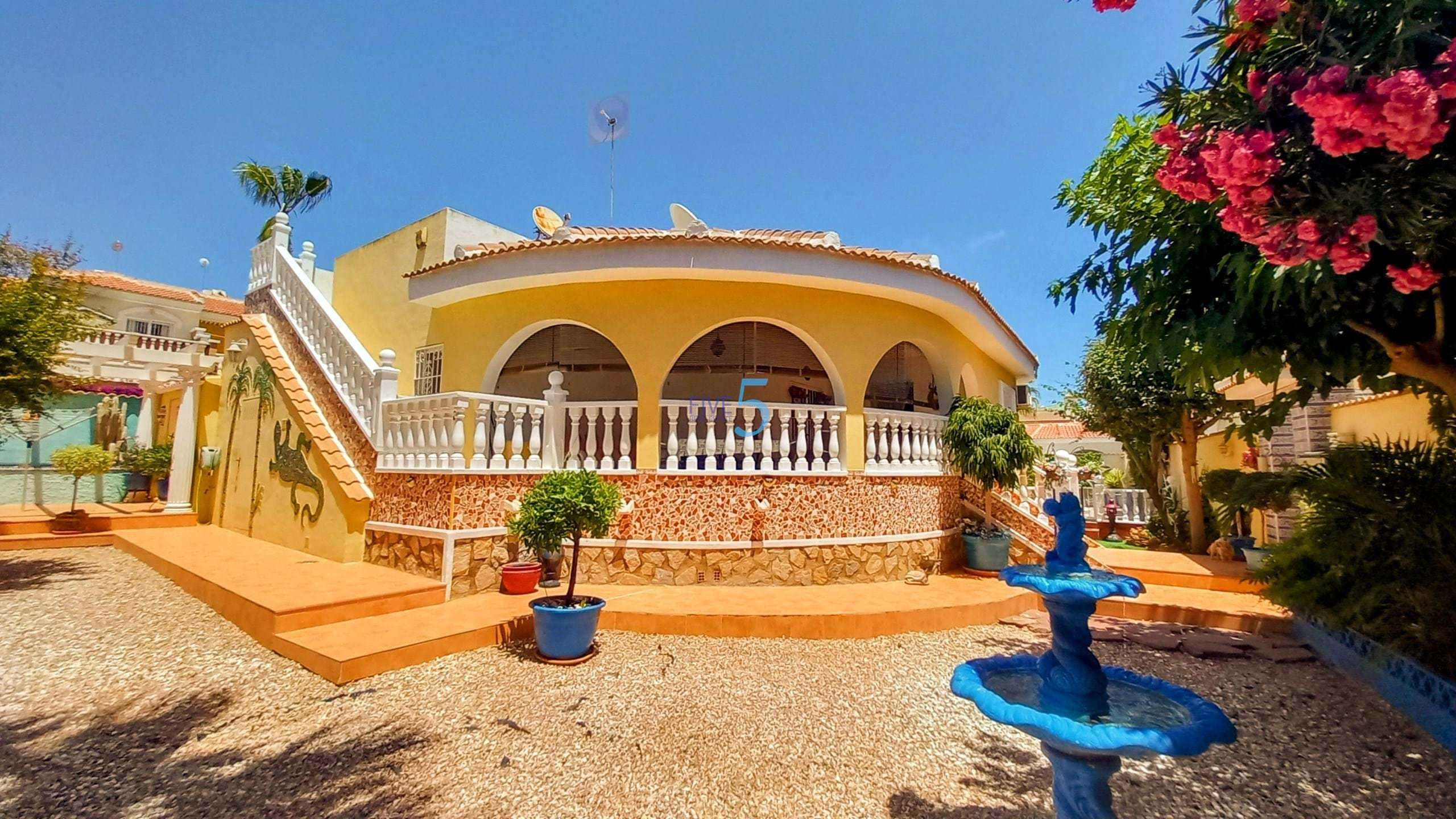 Villa à vendre à Ciudad Quesada 2