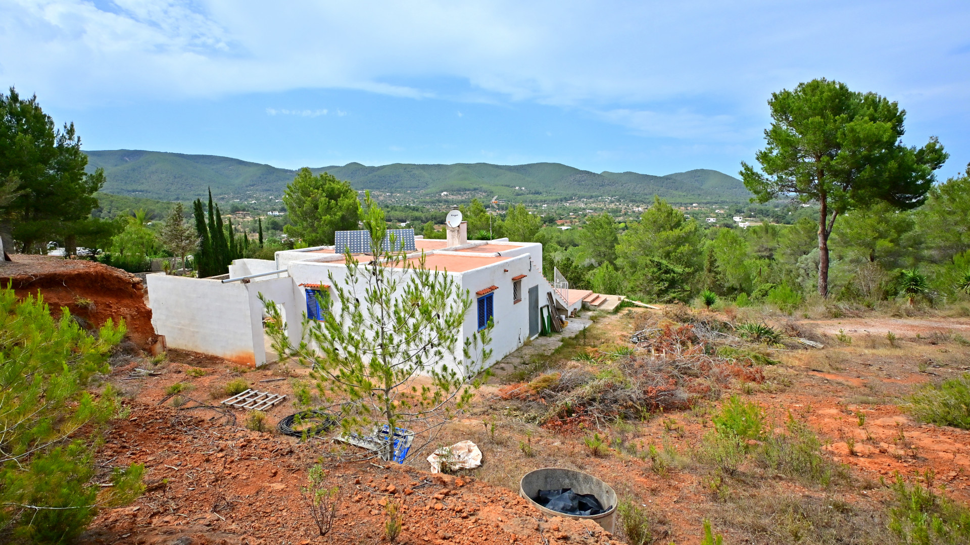 Countryhome te koop in Ibiza 2