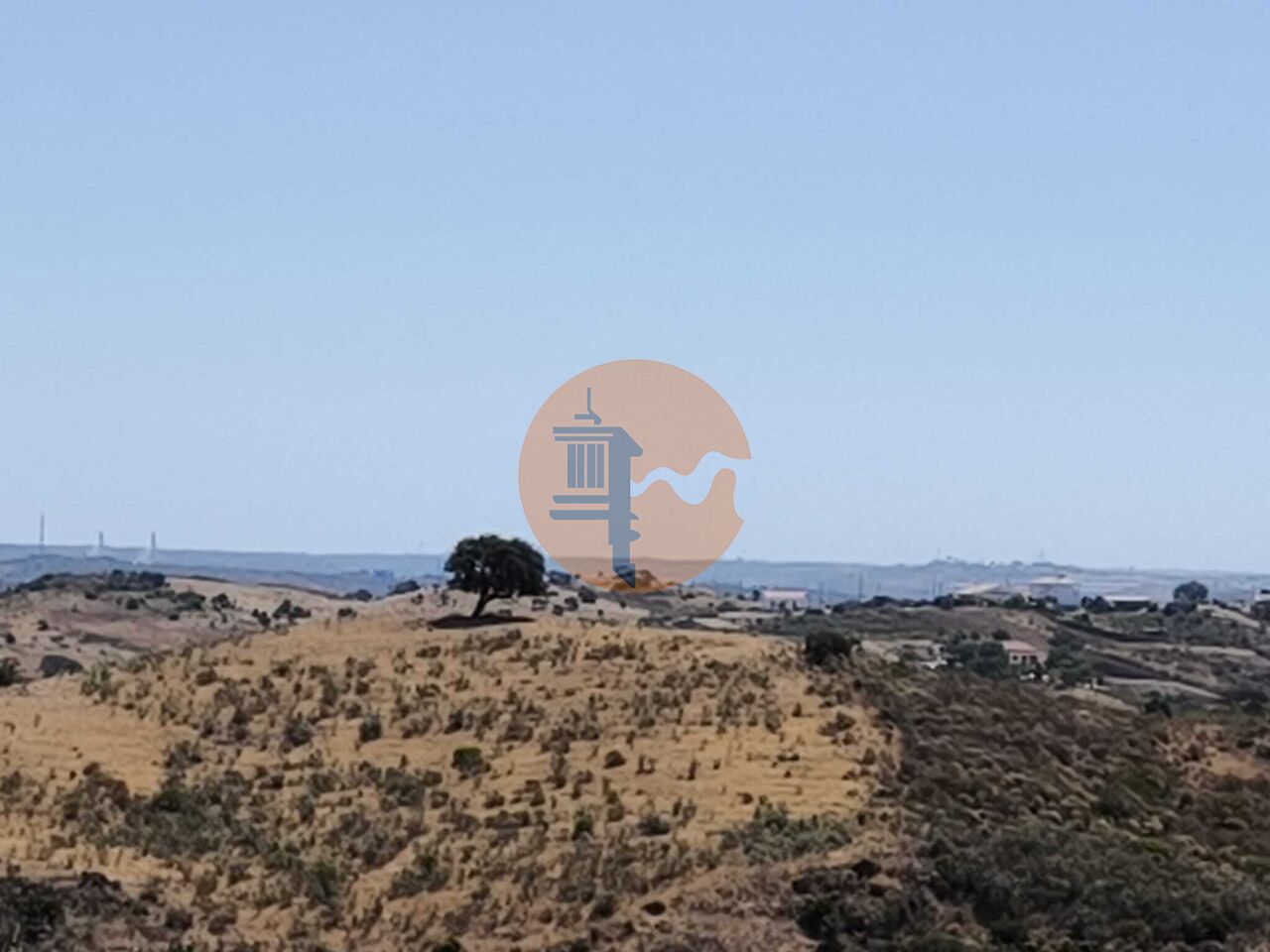 Plot for sale in Faro 3