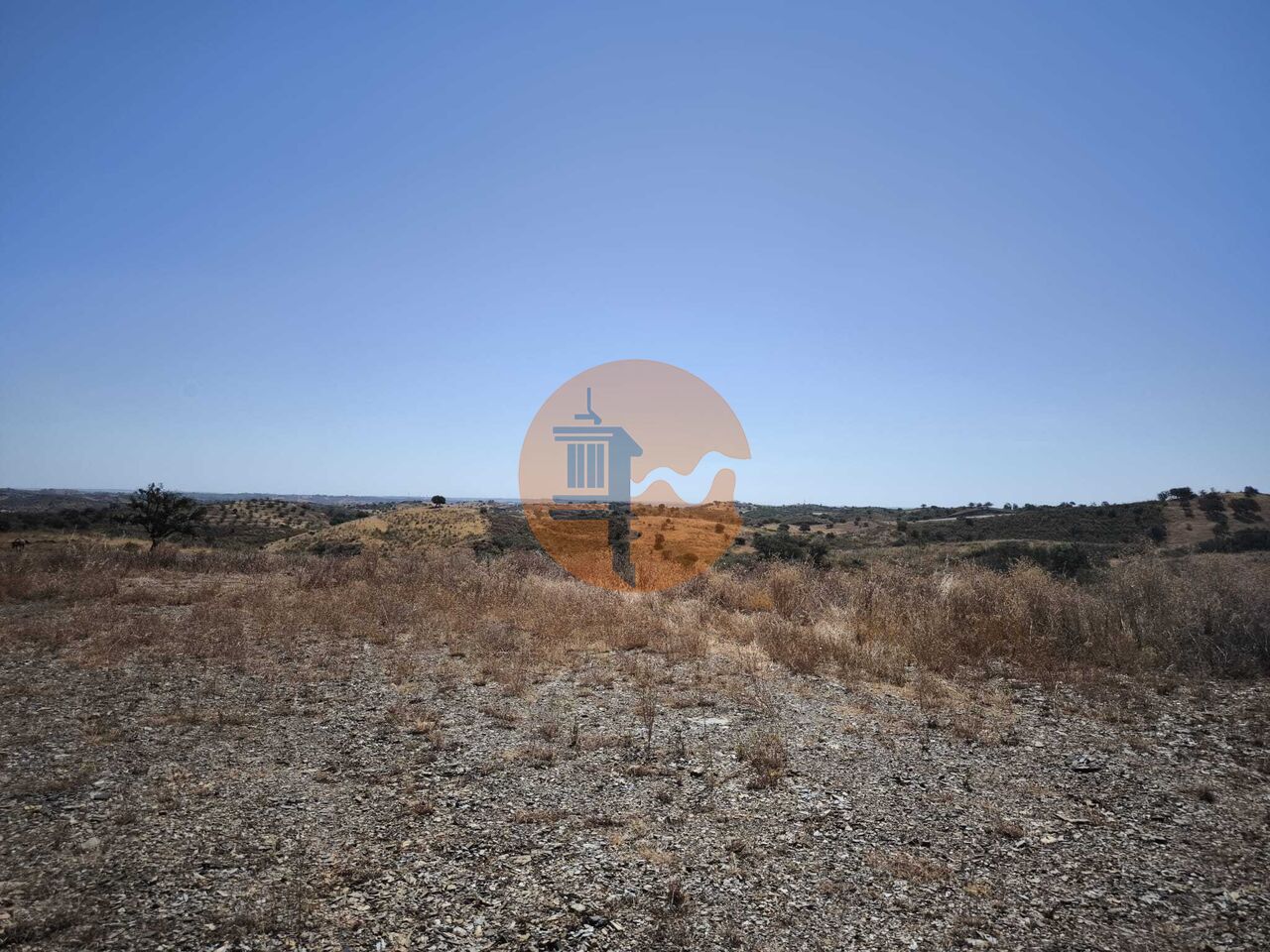 Plot for sale in Faro 23