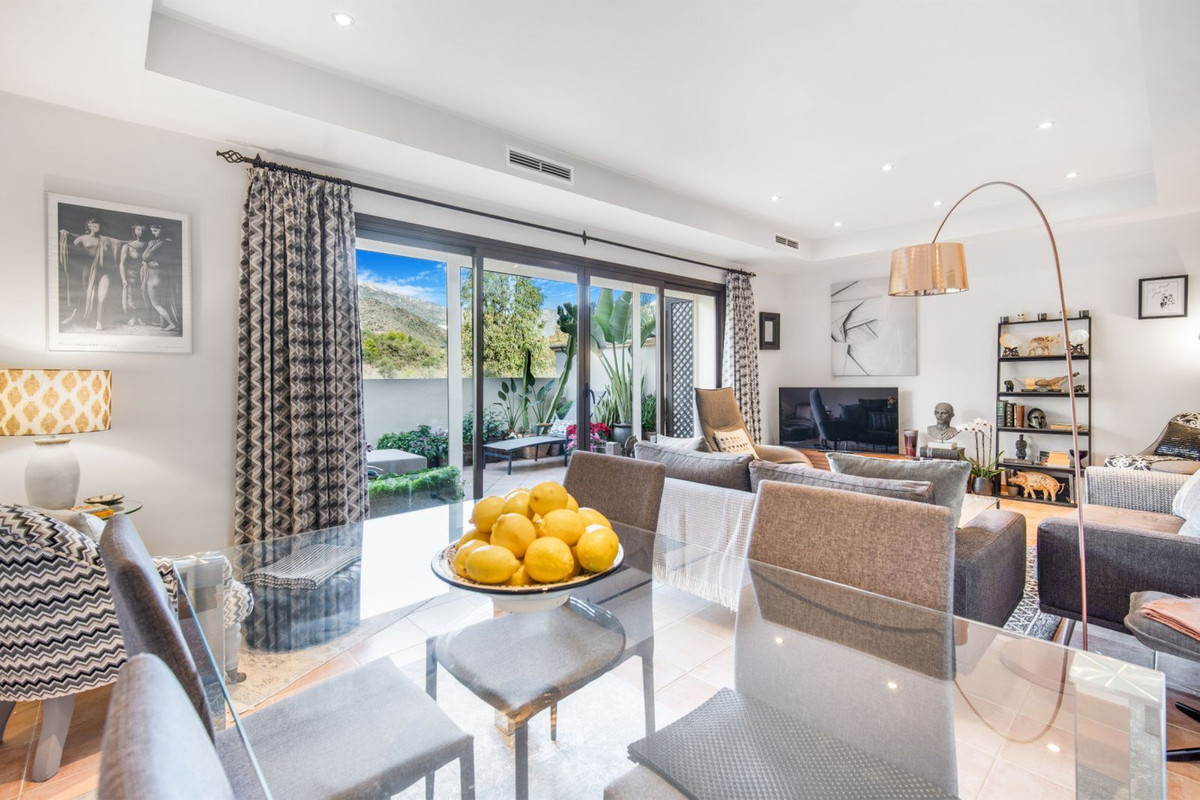 Penthouse for sale in Marbella - East 2