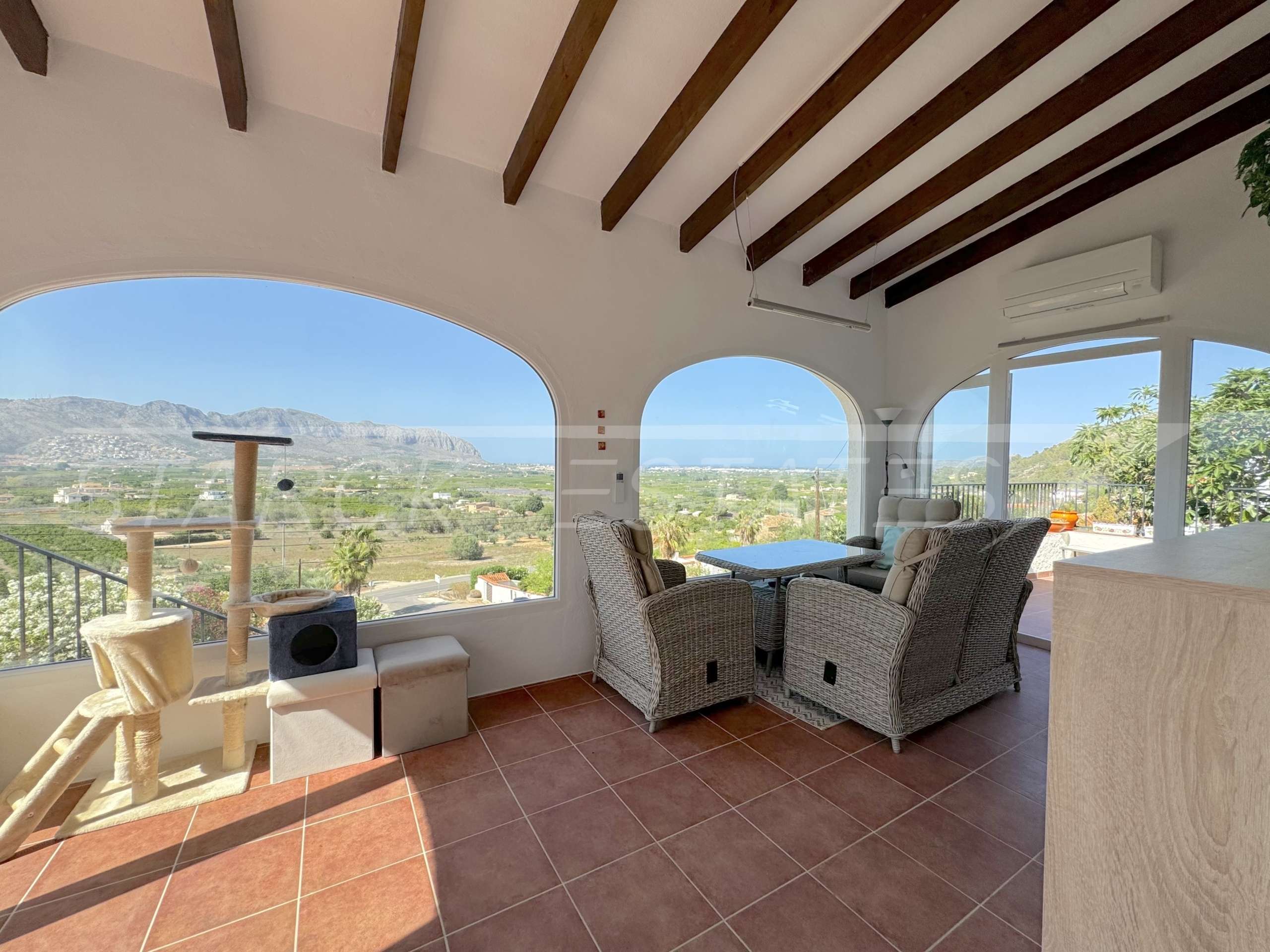 Villa à vendre à Alicante 16