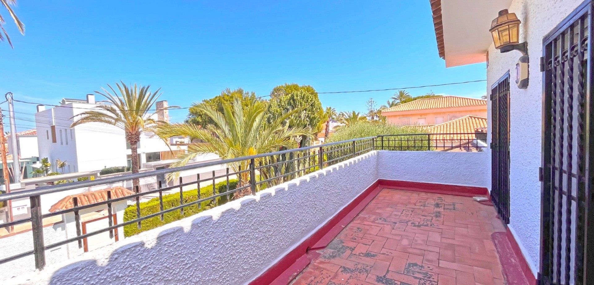 Villa for sale in Alicante 27