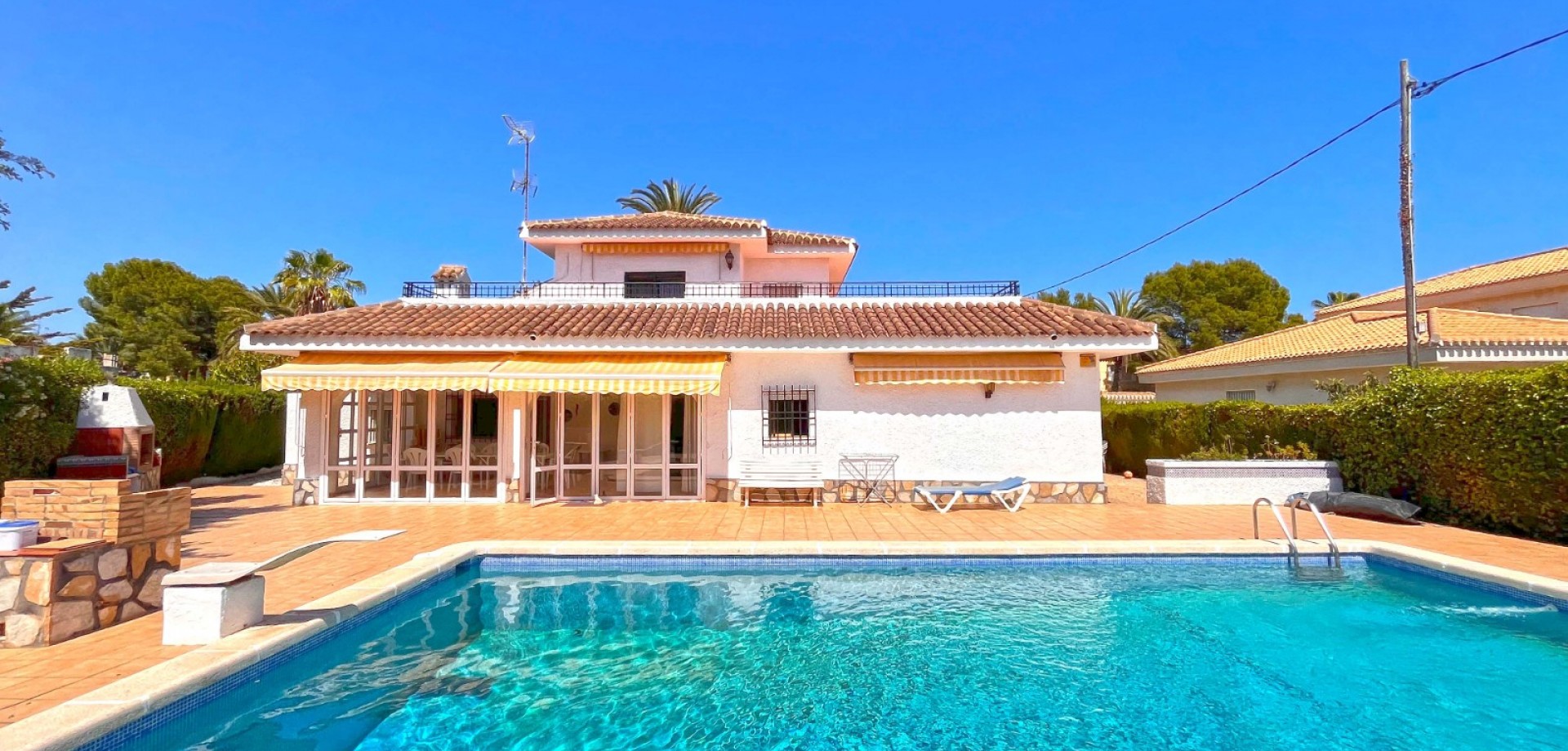 Villa à vendre à Alicante 3