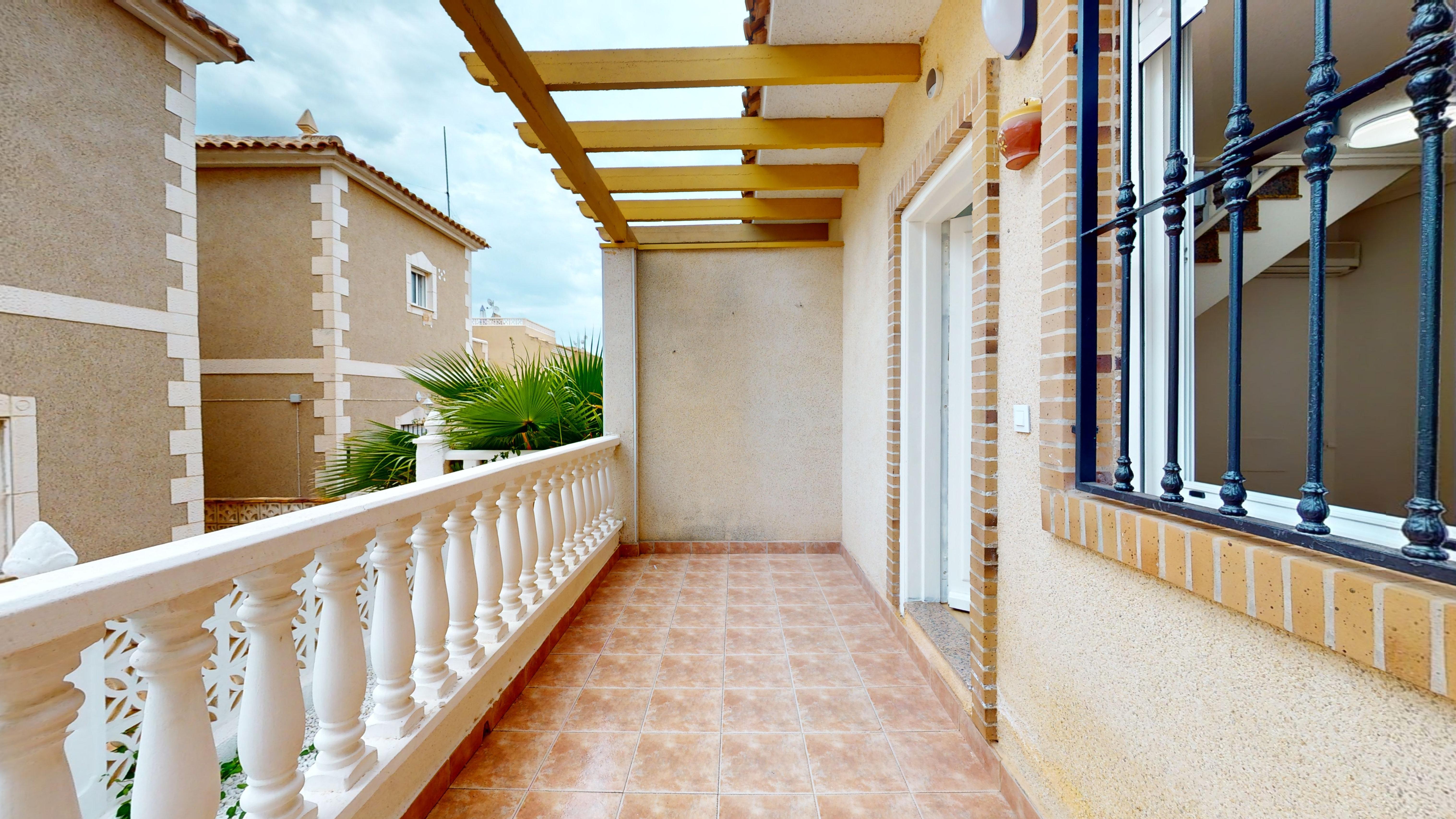 Townhouse na sprzedaż w Alicante 27