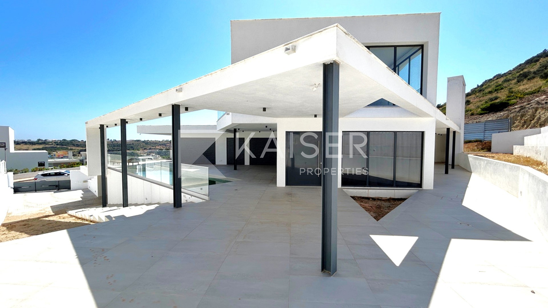 Villa for sale in Albufeira 15